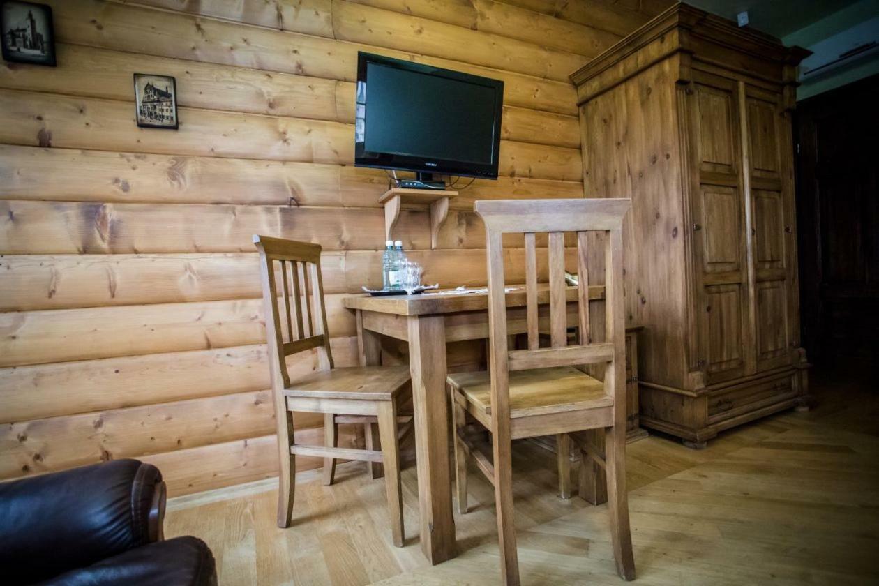 Stary Lwow Bed & Breakfast Korczyna  Ngoại thất bức ảnh