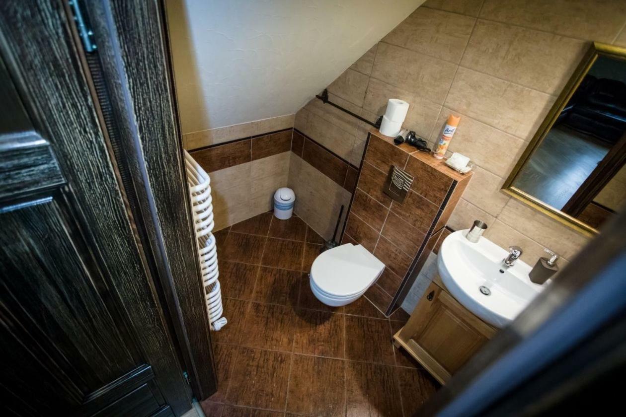 Stary Lwow Bed & Breakfast Korczyna  Ngoại thất bức ảnh